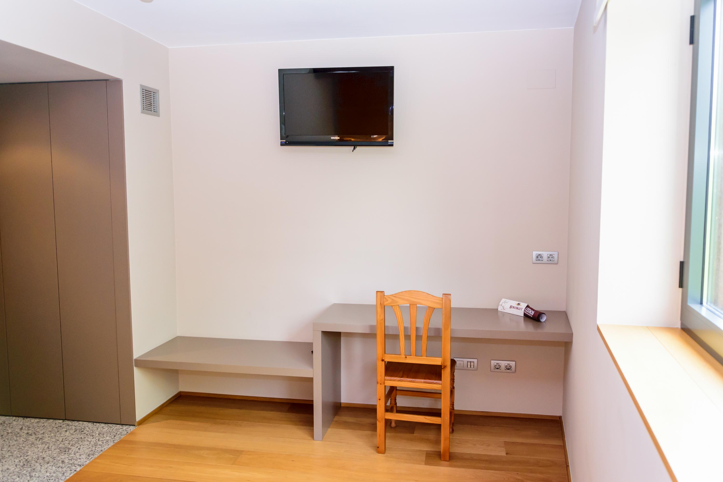 Hotel Estacio (Adults Only) Olot Εξωτερικό φωτογραφία