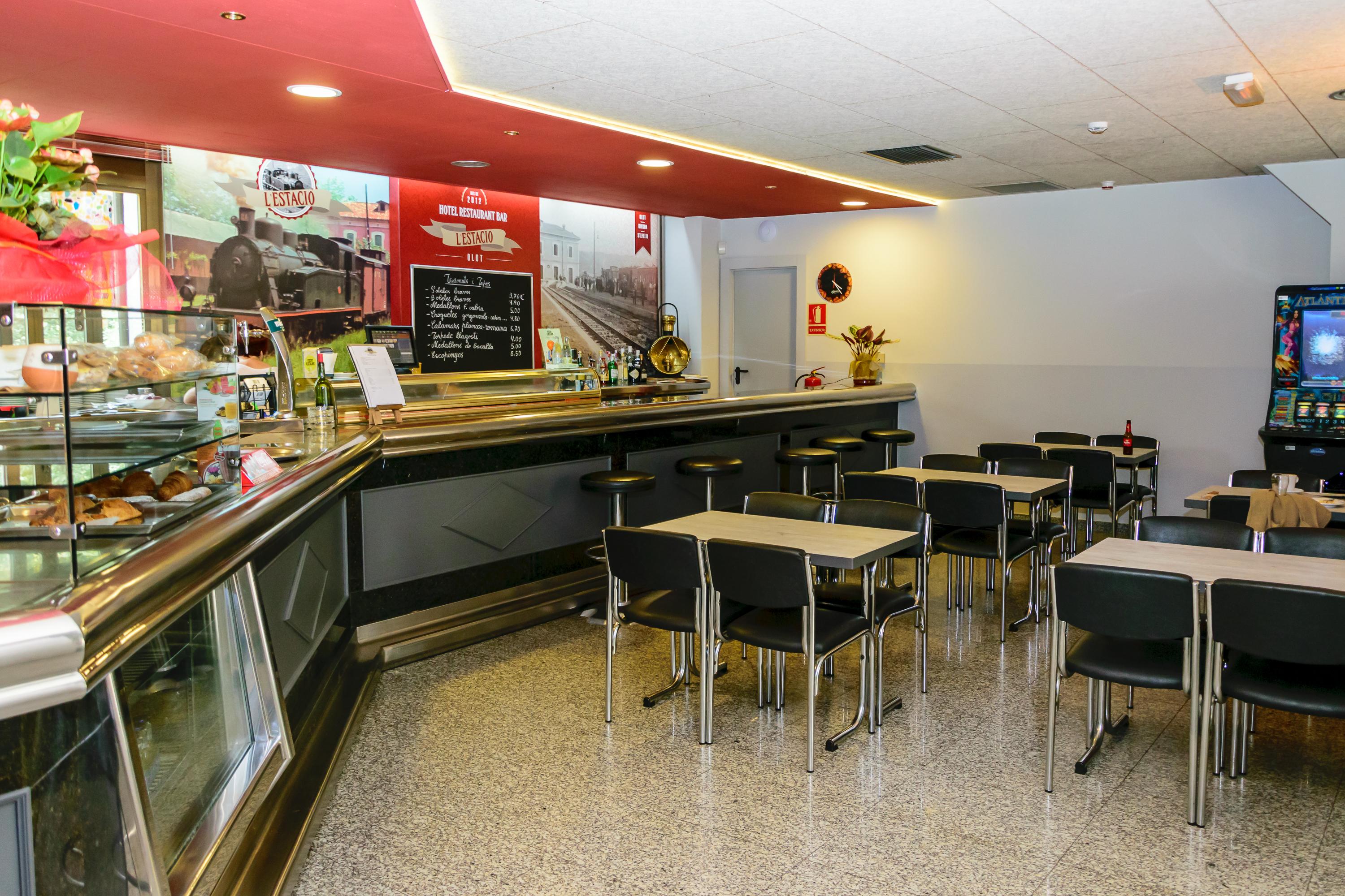 Hotel Estacio (Adults Only) Olot Εξωτερικό φωτογραφία