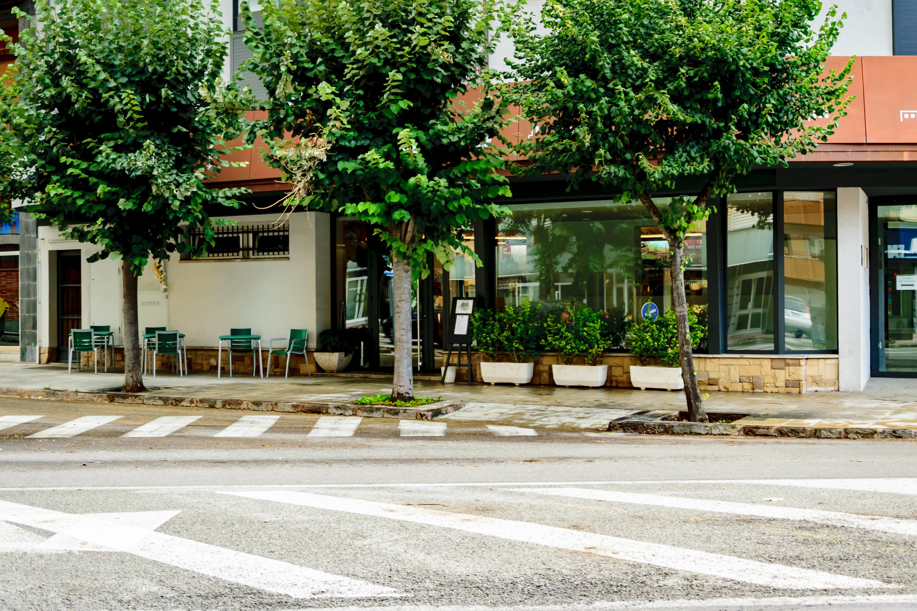 Hotel Estacio (Adults Only) Olot Εξωτερικό φωτογραφία